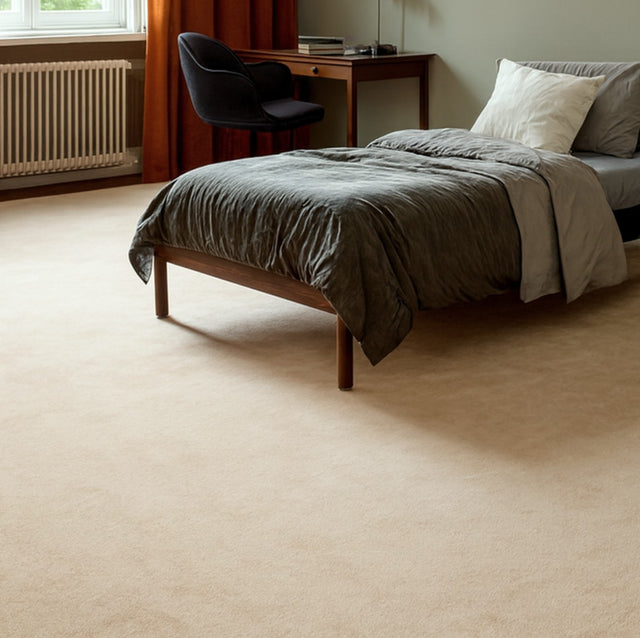 Velvet hiekanvÀrinen