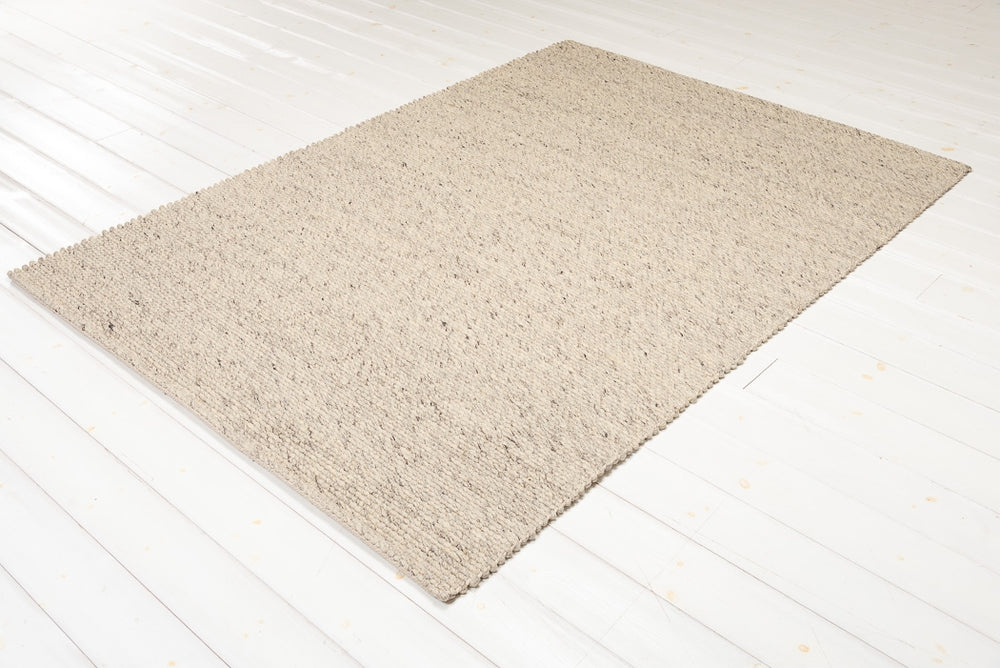 Nature Universe vaaleanharmaa